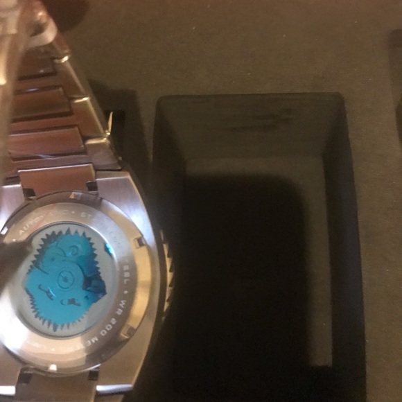 Nubeo Megalodon - Picture 7 of 8